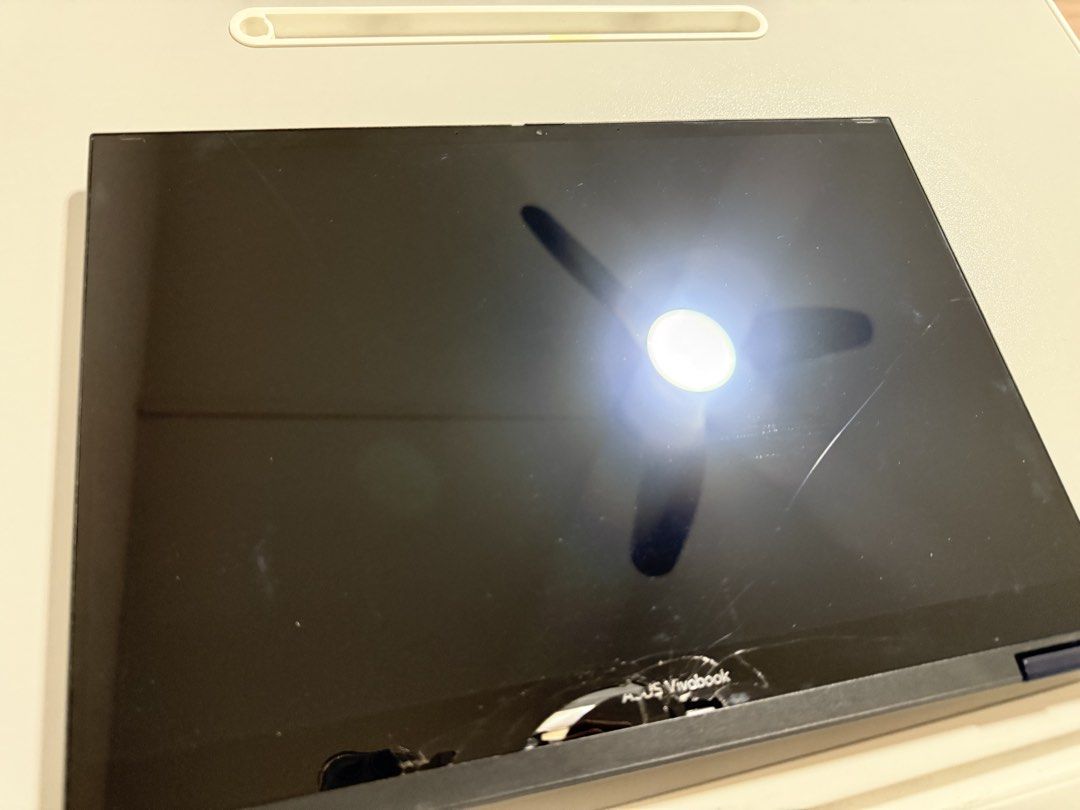 ASUS Vivobook Laptop493989404198850564