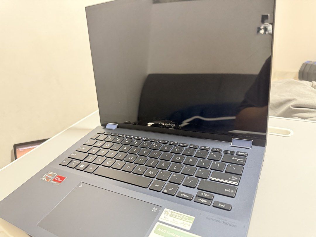 ASUS Vivobook Laptop493989404198850568