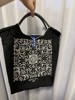（分類：）位於 。 由 silvercat_3ec579 提交（商品編號 1446275240，圖片 1）。簡介： 。