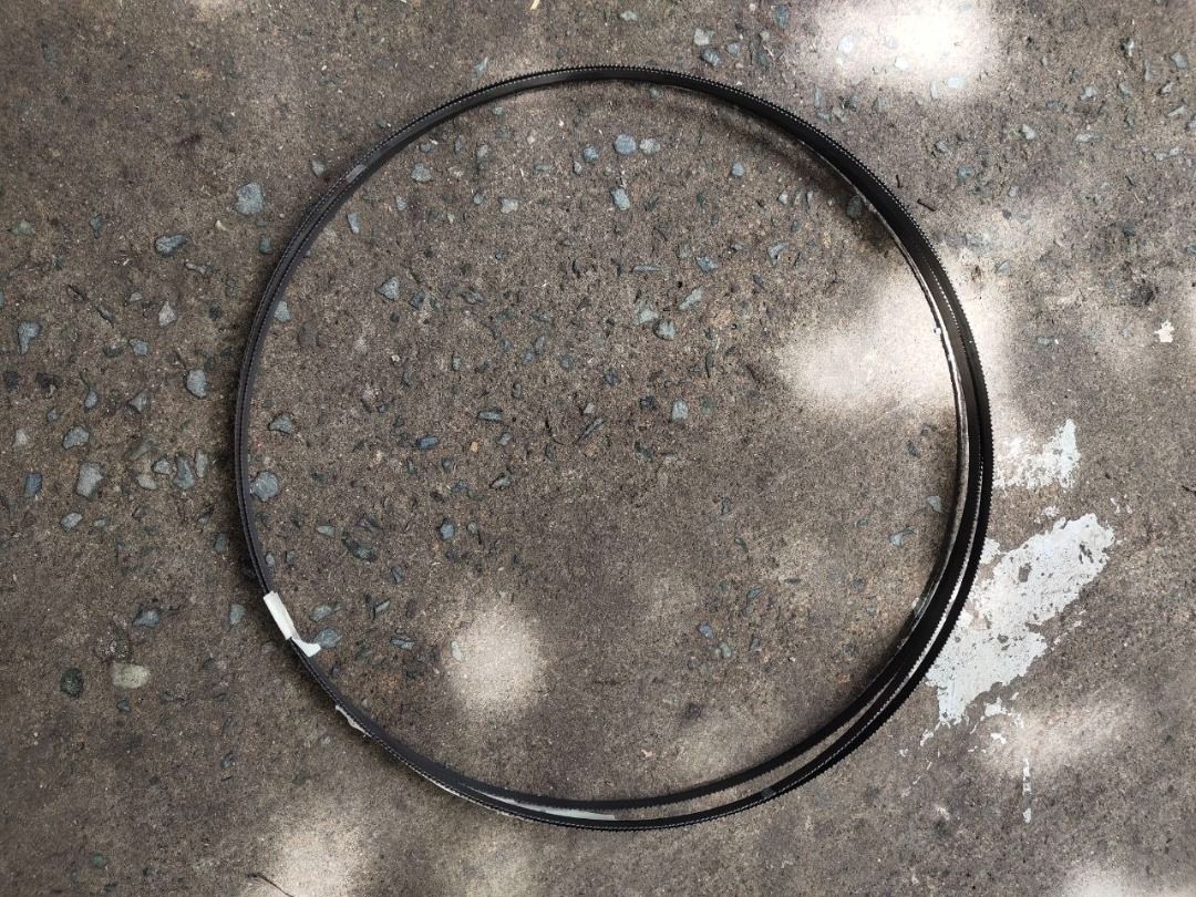 bandsaw blade Specs: 1" x 9ft (bs91210) (Category: Everything Else Others) located in Manila. Submitted by joeyroque09 (Listing ID 1446228612, Image 3). Description: bandsaw blade Specs: 1" x 9ft (bs91210) Price: 2,565/roll.