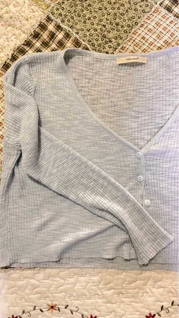 Basic cardi (Category: Other Tops) located in Kerteh. Submitted by sofpre (Listing ID 1446235207, Image 1). Description: .