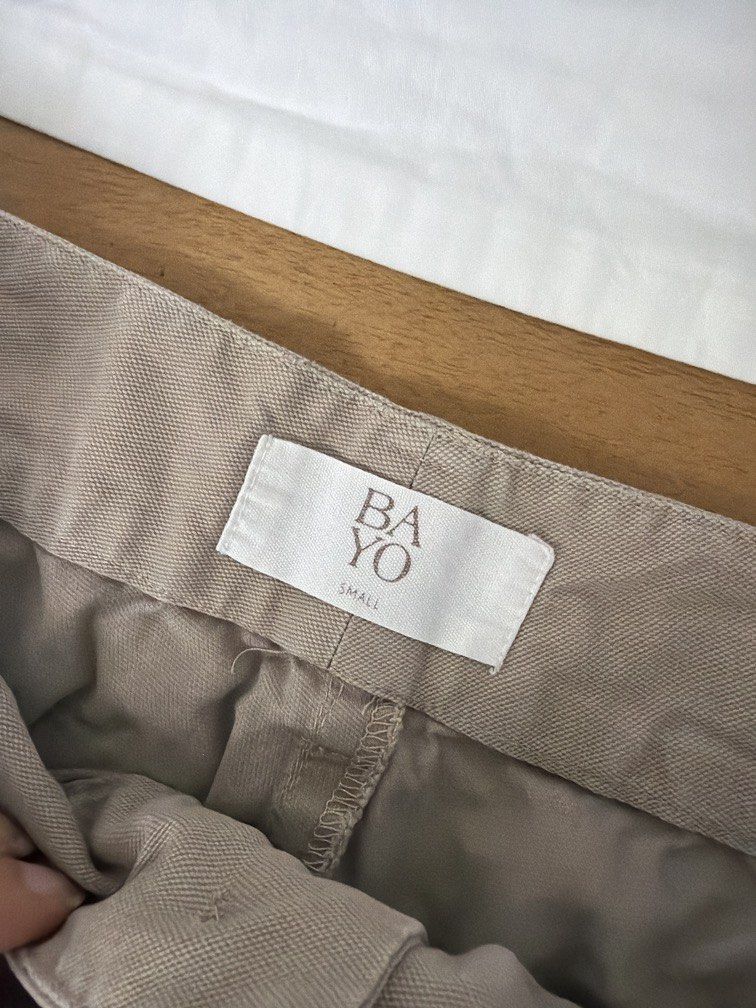 Bayo Beige Shorts (Category: Shorts) located in Manila. Submitted by clarv (Listing ID 1446213355, Image 2). Description: Well used No flaws Fits XS-S (waistline up to 26) Pickup via Grab or Lalamove c/o buyer Gcash or bank transfer.