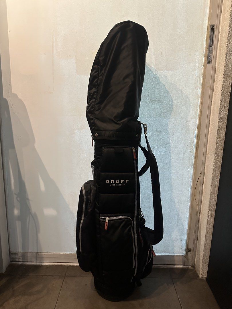 Beginner Golf Set (Category: Golf) located in Manila. Submitted by jeangod420 (Listing ID 1446282293, Image 3). Description: Onoff nylon bag Wonder Ram irons Cobra TI driver Cobra gravity back 3 wood Standard putter all clubs and bag in great condition perfect for beginners.