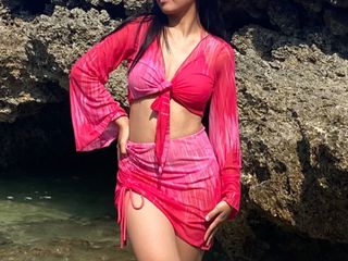 (Category: ) located in . Submitted by decluttersbyglai (Listing ID 1446238833, Image 1). Description: .