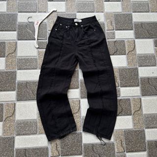 (Category: ) located in . Submitted by ynbgarments (Listing ID 1446234627, Image 1). Description: .
