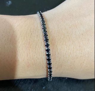 (Category: ) located in . Submitted by sunnysidegold (Listing ID 1446218409, Image 1). Description: .