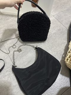 (Category: ) located in . Submitted by apparelsrack_sg (Listing ID 1446245698, Image 1). Description: .