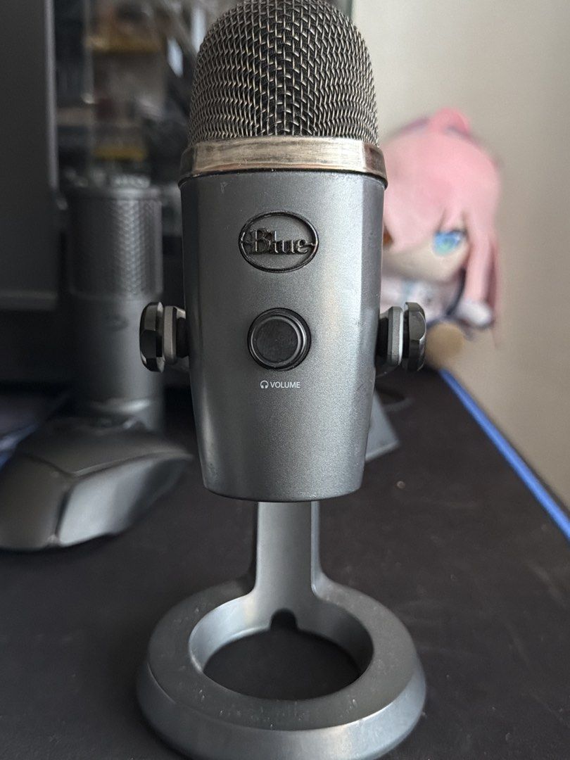 Blue Yeti USB Microphone493782914187939840