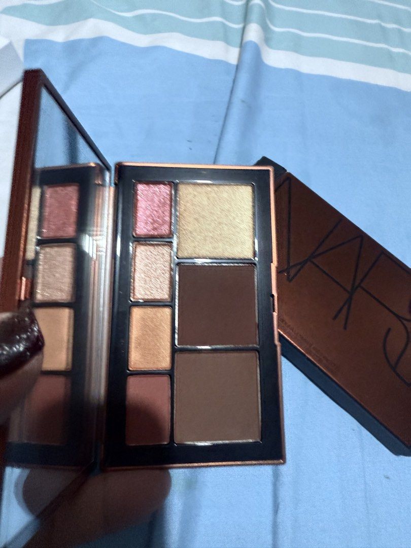Brand new nars make up eye shadow (Category: Makeup) located in Manila. Submitted by ginetedw46 (Listing ID 1446337932, Image 2). Description: Brand new nars good quality perfect fit make up .