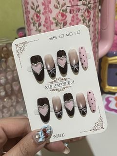 (Category: ) located in . Submitted by ml.bellashoppe (Listing ID 1446339117, Image 1). Description: .