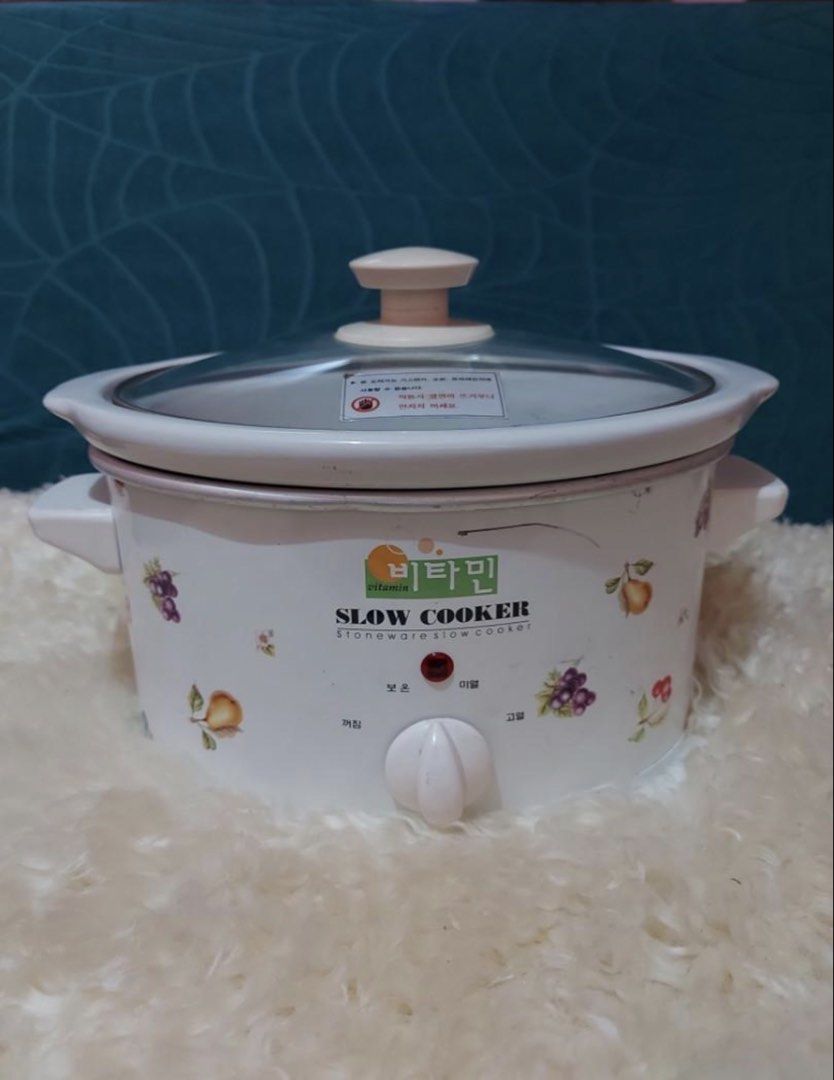 Bundle Sandwich Maker, Slow Cooker, Toaster, Kettle (Category: Cookware & Accessories) located in Las Pinas. Submitted by danechanel (Listing ID 1446345417, Image 2). Description: - Bundle includes: sandwich maker, slow cooker, Bomann toaster, floral kettle. - All appliances are functional and in good working condition bought from Japan surplus. - Ideal for setting up a new kitchen or upgrading your current appliances. - Selling as a complete set