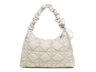 (Category: ) located in . Submitted by clothesanewlife (Listing ID 1446250974, Image 1). Description: .