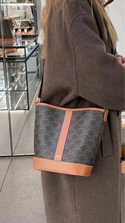 (Category: ) located in . Submitted by luxury.goods.sg (Listing ID 1446198273, Image 1). Description: .
