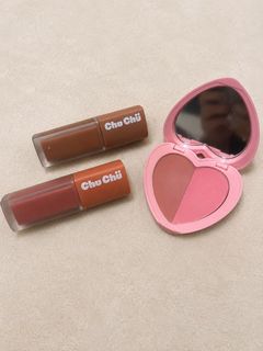 (Category: ) located in . Submitted by simplydecluttering_makeup (Listing ID 1446309535, Image 1). Description: .