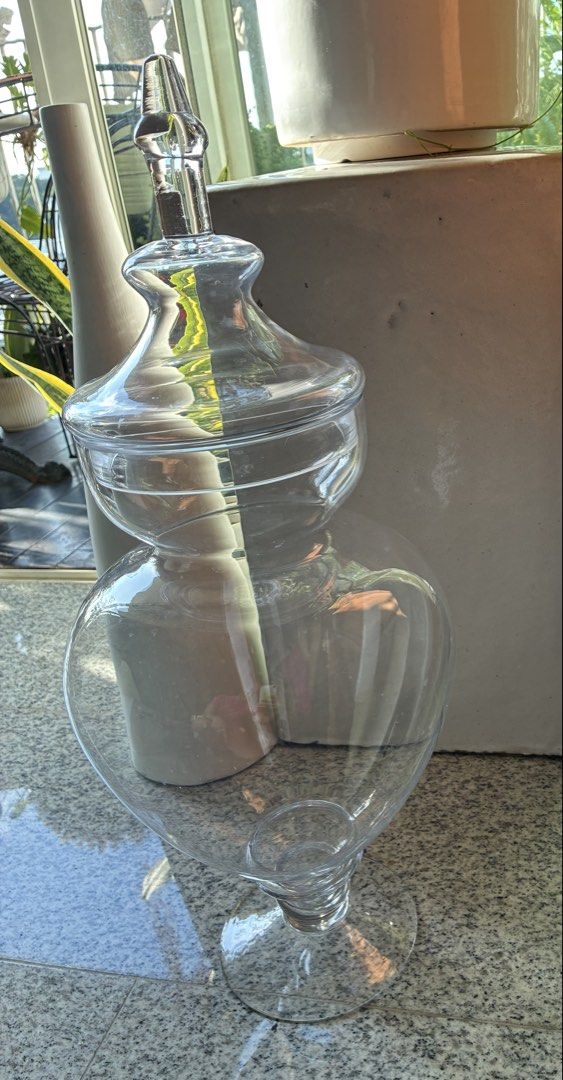 Clear Glass Apothecary Jar with Lid