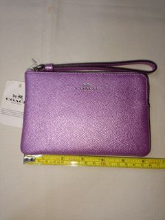 (Category: ) located in . Submitted by elevens_online_thrift_shop (Listing ID 1446259710, Image 1). Description: .