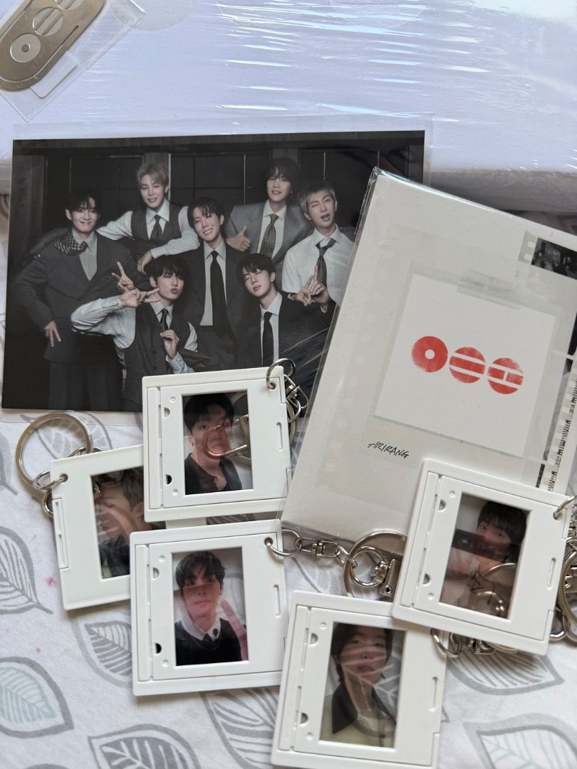 [COMEBACK LIVE] ARIRANG ALBUM SET (SEALED) (Category: CDs & DVDs) located in Manila. Submitted by declutterbyj_ (Listing ID 1446241815, Image 2). Description: SEALED ARIRANG ALBUM SET - Arirang (Set) + Arirang (Living Legend Ver.) + Arirang (Weverse Album Ver) WITH SPECIAL GIFT - 5 Weverse Exclusive Unreleased Selfie Photocards A (random 5 out of 7 versions) - 5 Weverse Exclusive Unreleased Selfie Film-mount keyrings (random 5 out of 7 versions) 