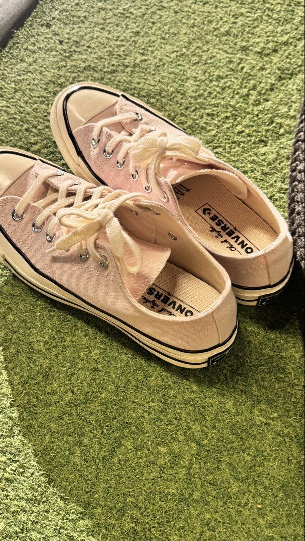 Converse (Category: Sneakers) located in Singapore. Submitted by iceteapop (Listing ID 1446263178, Image 2). Description: Womens size 39 Converse Chuck Taylor very nice shade of pink, unfortunately worn less than 3 times, selling coz it doesnt rlly fit me. retail price $150 .