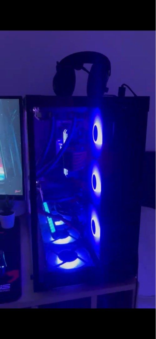 Custom built gaming PC494259378565294085