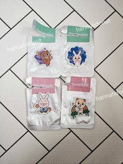 （分類：）位於 。 由 hannahdonut 提交（商品編號 1446263858，圖片 1）。簡介： 。