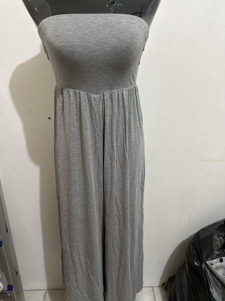 Dazy tube jumpsuit coordinates (Category: Sets or Coordinates) located in Pasig City. Submitted by laviecollections (Listing ID 1446270640, Image 2). Description: cotton stretch fabric.