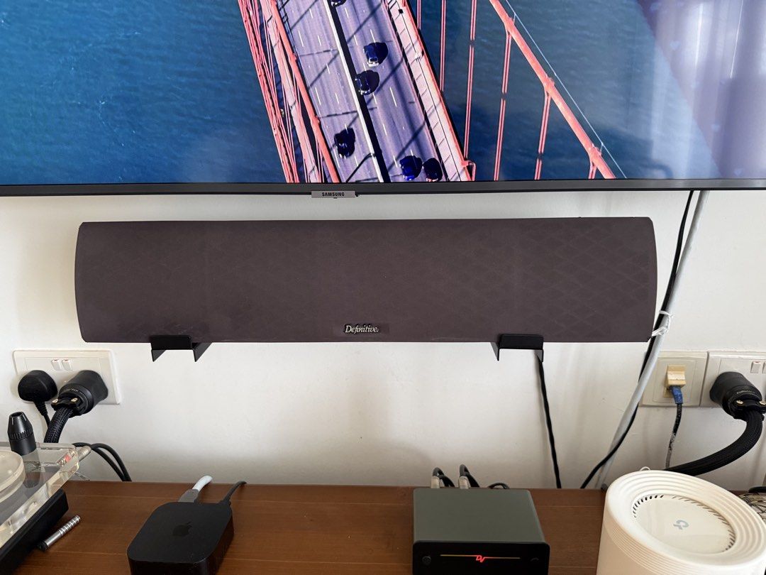 Definitive Technology Soundbar493585717002905600