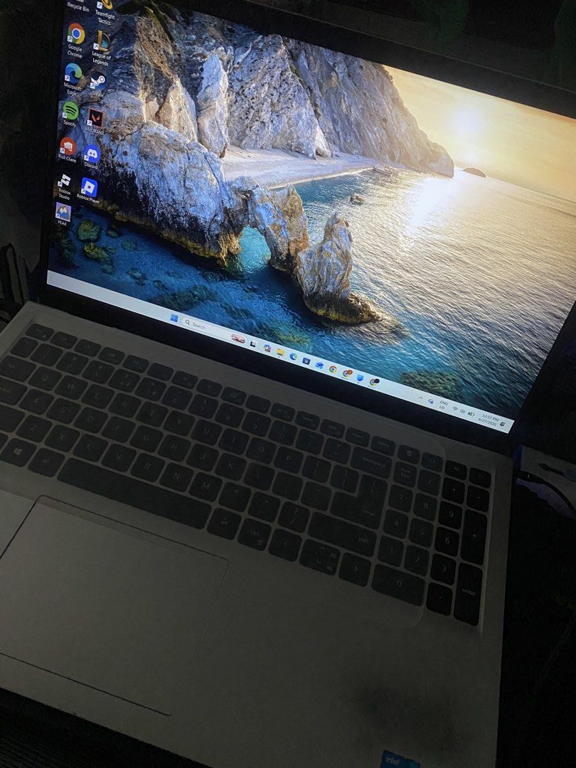 Dell Inspiron 15 3511 (Category: Laptops & Notebooks) located in Tabuk. Submitted by jebb_ (Listing ID 1446200198, Image 2). Description: rush rush rush! need funds.