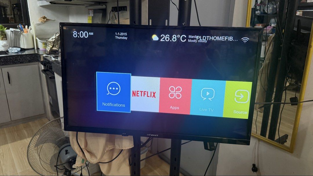 Devant 32" Smart TV with stand and tv plus (Category: TV) located in Balagtas. Submitted by delacruz.kaye (Listing ID 1446274027, Image 2). Description: - Devant 32-inch Smart TV - Model: 32LTV900 - Features: Netflix, Apps, Live TV, Source options - Includes: Remote control - Perfect for your entertainment needs - Ready to use -with stand and tv plus Negotiable.