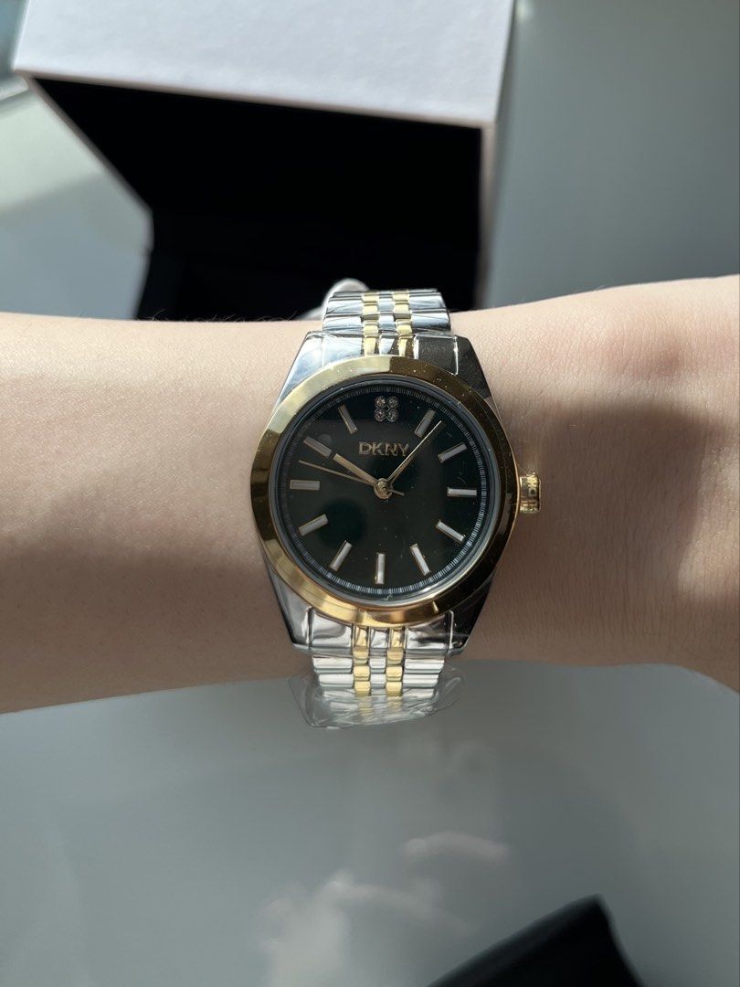 DKNY Watch (Category: Women's Watches) located in Taguig. Submitted by clutterco (Listing ID 1446244695, Image 3). Description: 💯 Authentic Price is negotiable, send your best offer! 📦 Shipping Options: • Lalamove: Pay upon pickup • J&T Express: Payment required before shipping Got questions? Feel free to message me anytime! 😊 ♡ clutter.co .