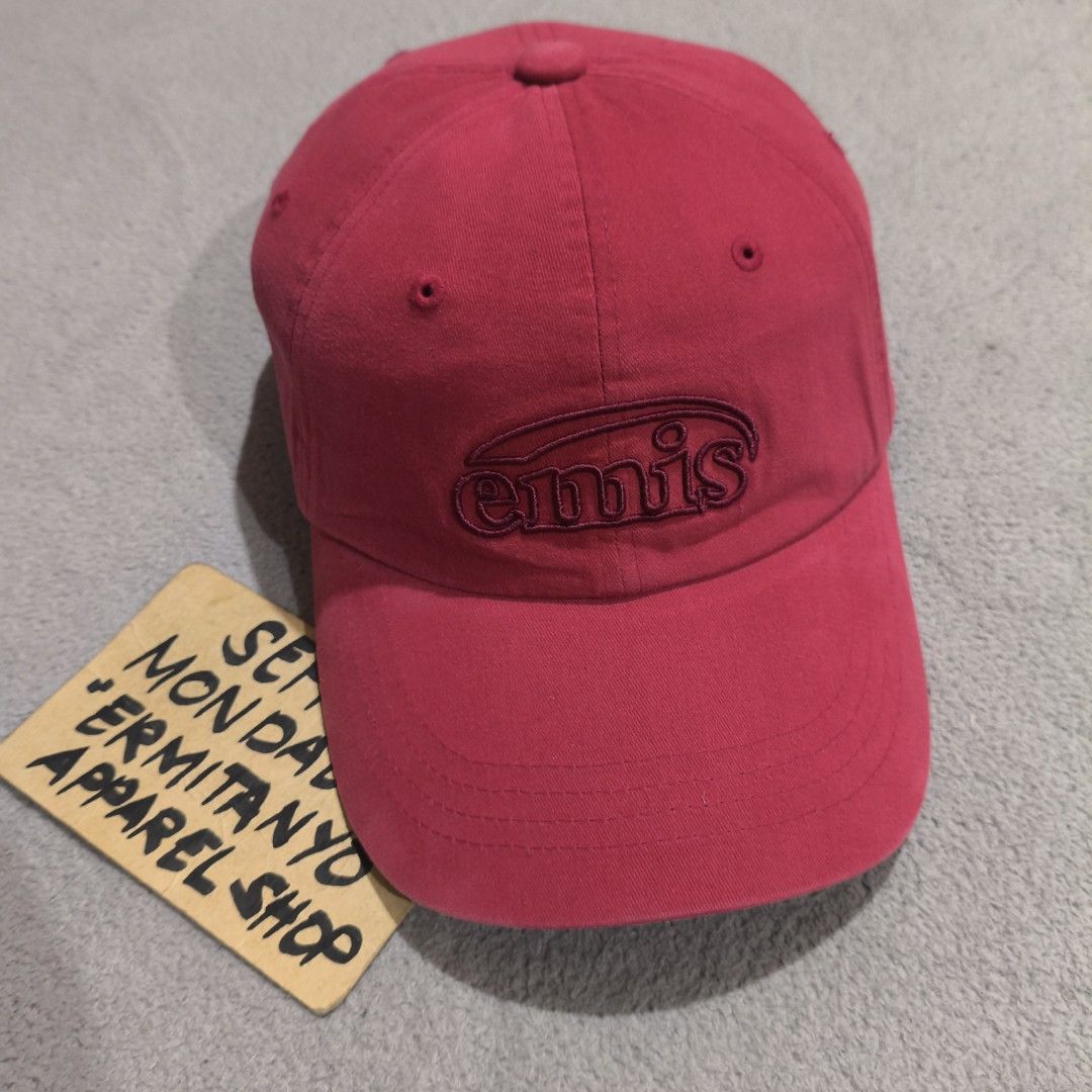 Emis cap (Category: Caps & Hats) located in Calatrava. Submitted by ermitany0 (Listing ID 1446282978, Image 1). Description: emis cap good condition color rate: 8/10 still presentable please check photos for more details ✅⬇️ location: Negros Occidental PM if interested 📩📩📩📩.