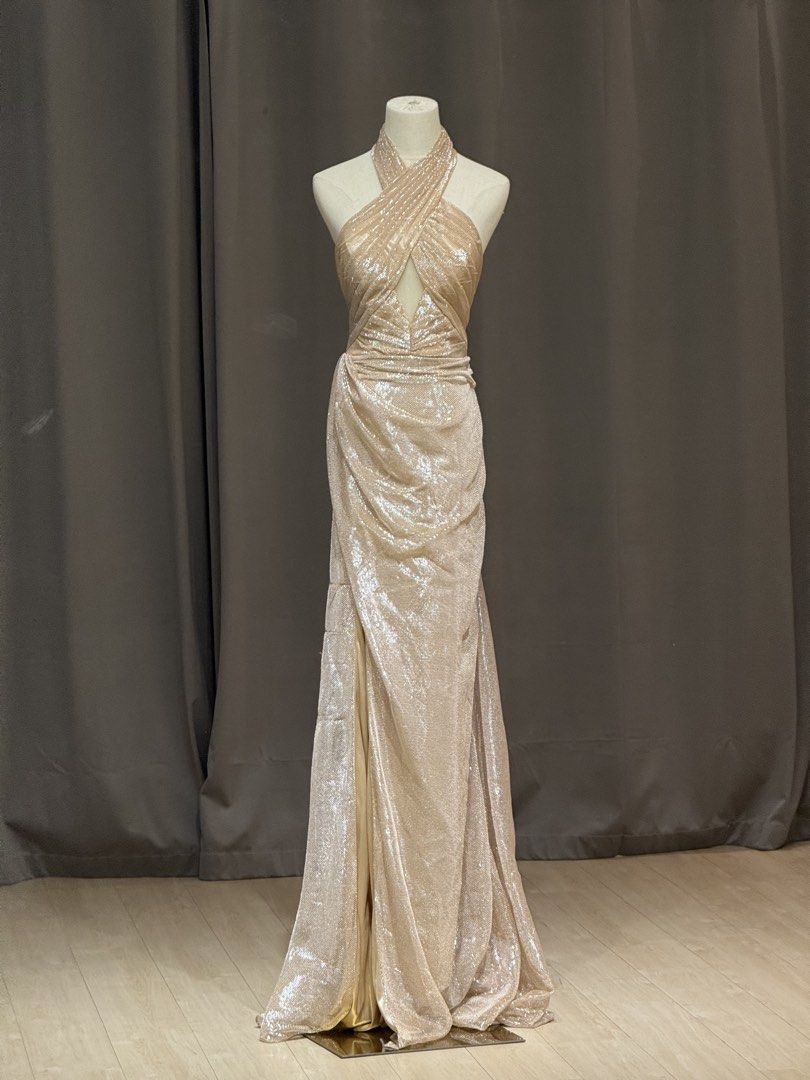 Evening Dress (Category: Evening Dresses & Gowns) located in Johor Bahru. Submitted by szeyee110949066 (Listing ID 1446182537, Image 1). Description: We’re clearing out some bridal gowns and dresses from our studio. Interested? DM us. All sales final. No returns/exchanges. Shipping not included.