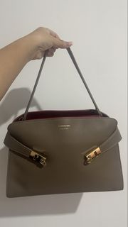 (Kategori: ) berada di . Dikirim oleh prelovedbyncan (ID iklan 1446191553, Gambar 1). Deskripsi: .