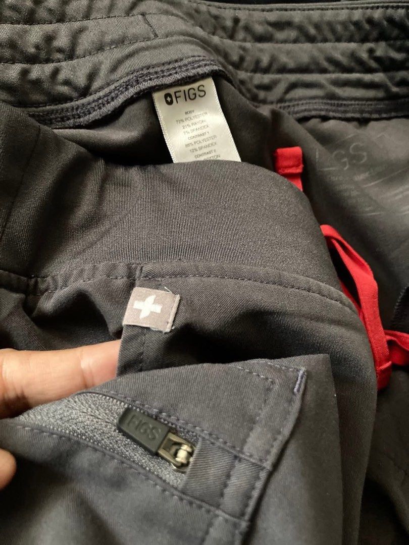 FIGS Scrub Pants Charcoal Grey Jogger Style (Category: Other Bottoms) located in Cagayan de Oro. Submitted by lynnecollection (Listing ID 1446162592, Image 2). Description: Authentic from USA 🇺🇸 FIGS Zamora Jogger Scrub Pants Graphite Gray Red Cord XL Regular Price: ₱1,600 Original Retail Price: $48.00 - $58.00 USD (Approx. ₱2,900.00 ) • Sourced pre-owned directly from the USA. The ₱1,600 price covers everything! No hidden customs duties or int