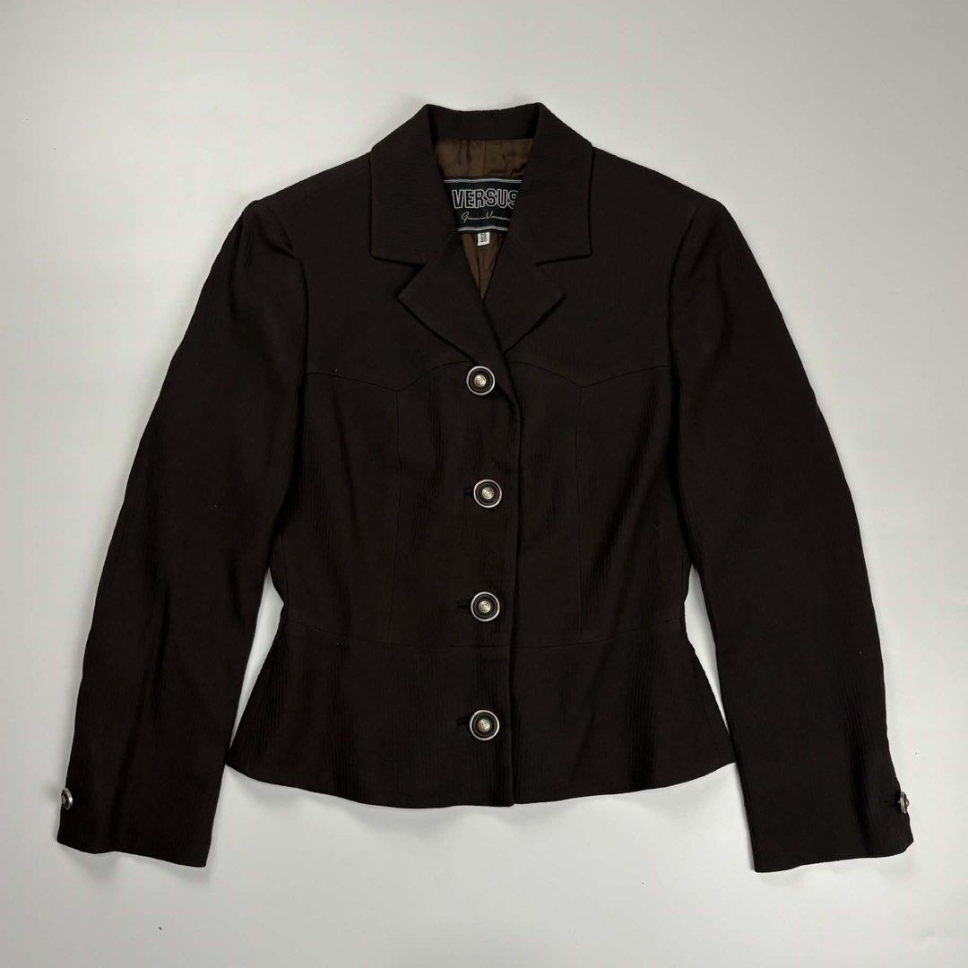 Gianni Versace - Versus - Brown Corset Single Breasted Blazer (Category: Luxury Apparel) located in Bacolod City. Submitted by classy.glamour (Listing ID 1446256782, Image 1). Description: Gianni Versace - Versus - Brown Corset Single Breasted Blazer Authentic Tagged size: 36 Size: Medium Condition: Excellent Flaw: None.