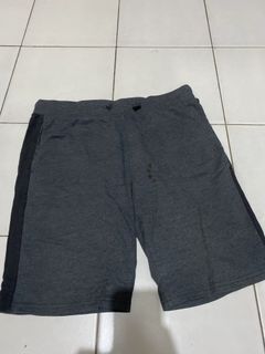 (Kategori: ) berada di . Dikirim oleh niaaapr20 (ID iklan 1446237695, Gambar 1). Deskripsi: .