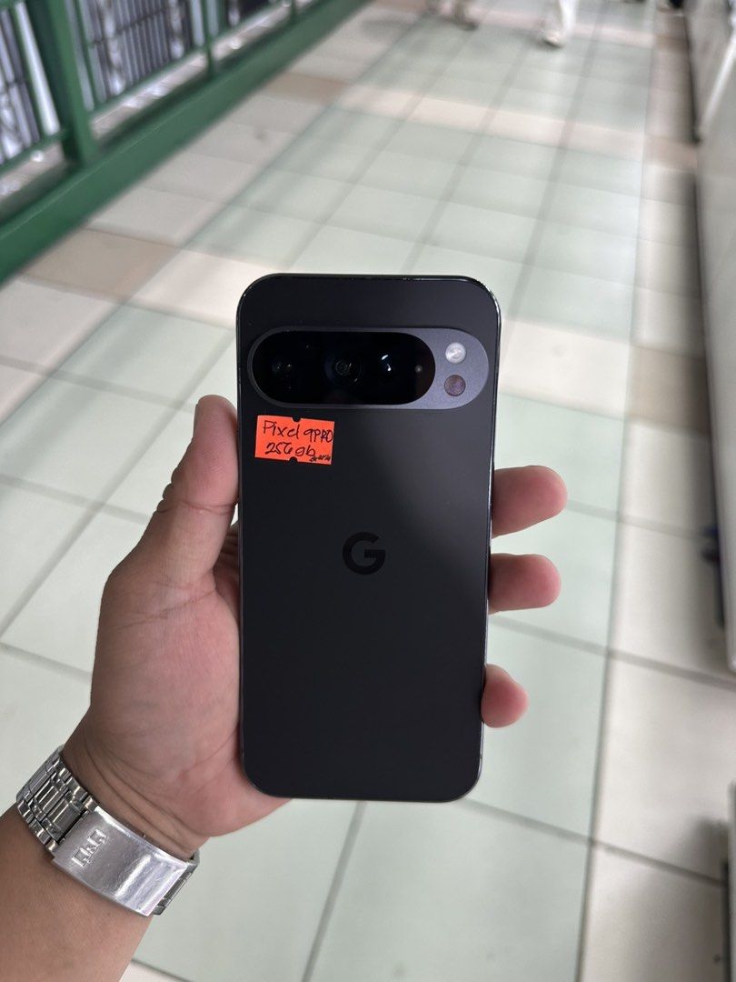 Google pixel 9 Pro 256GB 256GB Openline no issues US variant (Category: Google Pixel) located in San Juan City. Submitted by najihahtelecomshop2018 (Listing ID 1446255485, Image 2). Description: Legit Store | Original unit FOR SALE | TRADE / SWAP ▫️INSTALLMENT thru: 🔸Credit Card (straight / installment) 🔸Ggives / Gcredit + 6% interest 🔸Spay Later + 6% interest (RFS: Buy and Sell any kinds of Gadgets) Description: Google pixel 9 Pro 256GB ( oth