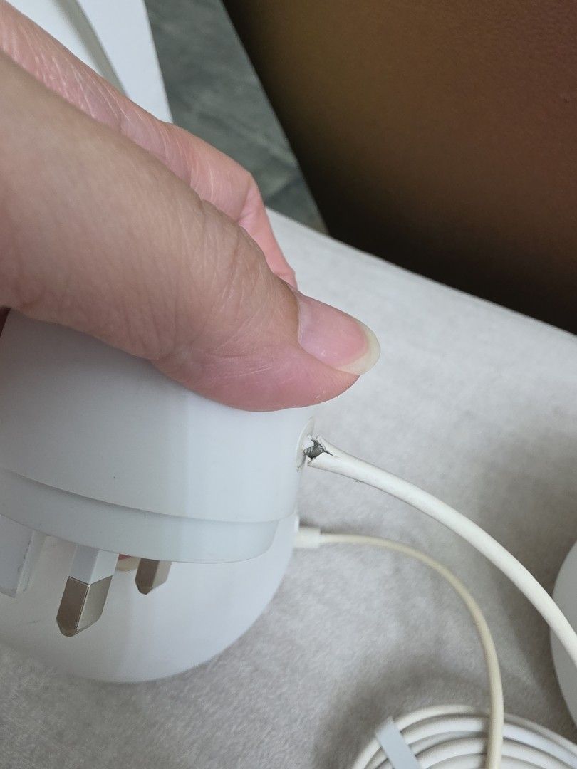 Google Wifi Router with 4 x Wifi Points493994009973893121