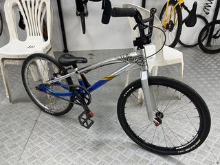 （分類：）位於 。 由 kammy0369 提交（商品編號 1446312332，圖片 1）。簡介： 。