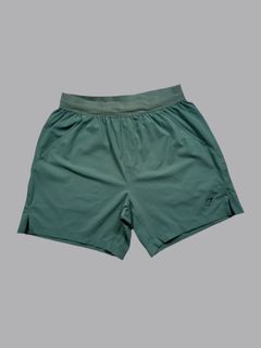 (Category: ) located in . Submitted by renowear (Listing ID 1446269869, Image 1). Description: .