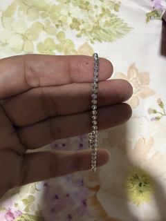 (Category: ) located in . Submitted by simplysellandbuy (Listing ID 1446290889, Image 1). Description: .