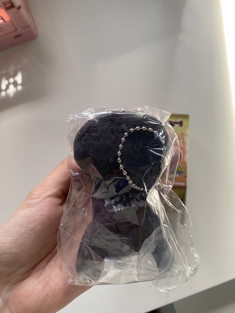 Haikyuu! Tobio Kageyama mini nesoberi (Category: Designer & Blind Box Toys) located in Rizal. Submitted by megumifushilove (Listing ID 1446235877, Image 3). Description: still intact with its box box has some damages (tape residues etc) authentic.