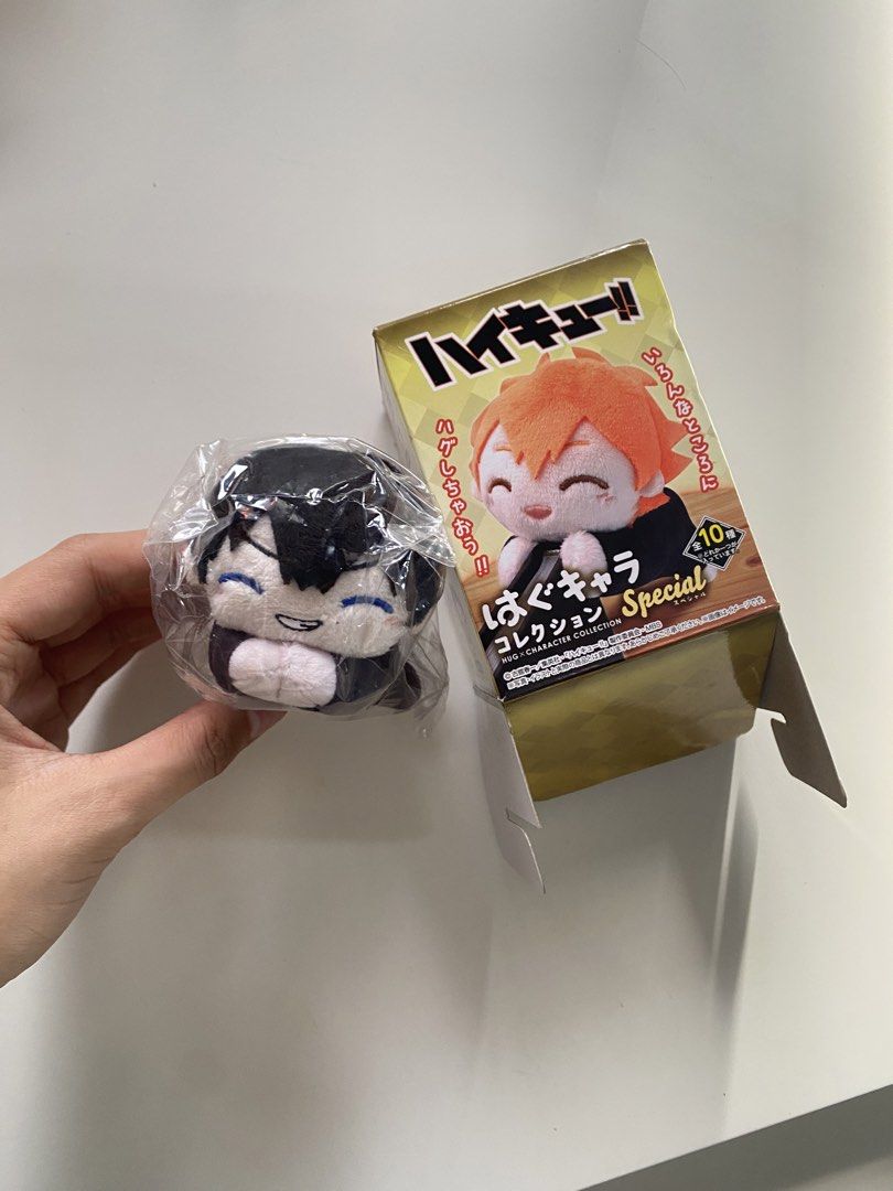 Haikyuu! Tobio Kageyama mini nesoberi (Category: Designer & Blind Box Toys) located in Rizal. Submitted by megumifushilove (Listing ID 1446235877, Image 1). Description: still intact with its box box has some damages (tape residues etc) authentic.