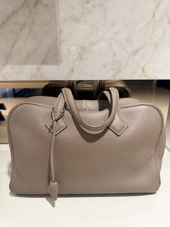 (Category: ) located in . Submitted by closet__x (Listing ID 1446200831, Image 1). Description: .
