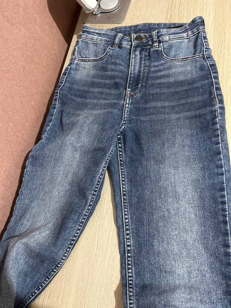 HM high waist denim pants 32 (Category: Jeans) located in Quezon City. Submitted by prelovedthings830 (Listing ID 1446235749, Image 2). Description: .