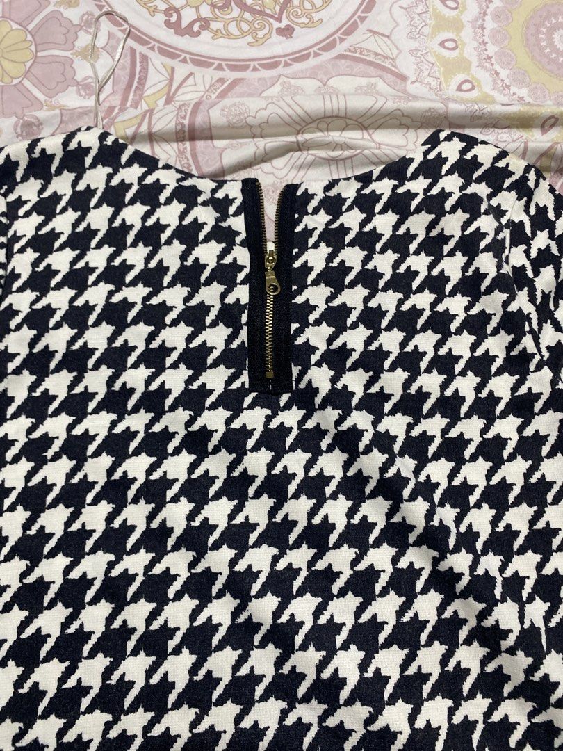 H&M Short Sleeve Classy Dress (Category: Dresses) located in Marilao. Submitted by saging1212 (Listing ID 1446272296, Image 2). Description: No stains, No flaws.