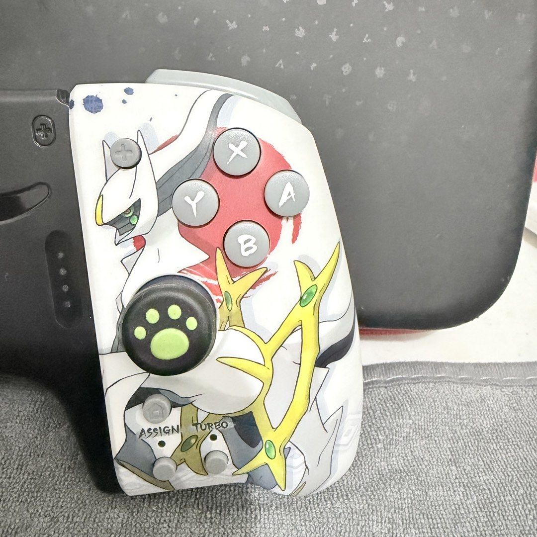 Hori split pad pro legend arceus edition for switch oled and switch og with pouch (Category: Controllers) located in Valenzuela. Submitted by gearpandaph (Listing ID 1446210648, Image 2). Description: Hori Split pad Pro Legend Arceus edition for nintendo switch and switch oled with Pouch And thumb grip Functionally well check to sawa upon meet up Package Controller Thumb grip Hori pouch for splid pad pro GRIP NOT INCLUDED SWITCH OLED NOT INCLUDED
