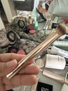 (Category: ) located in . Submitted by destashingmycloset (Listing ID 1446234986, Image 1). Description: .