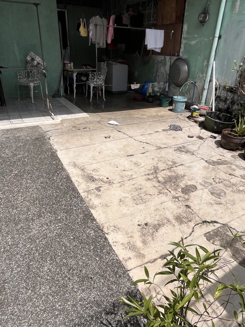 House and Lot - Concepcion Marikina (Category: House & Lot) located in Marikina City. Submitted by getsnazzy7 (Listing ID 1446205738, Image 3). Description: House and Lot for Sale Location: Concepcion, Marikina Lot Area: 260 sqm Selling Price: 8,000,000 * Lot value primarily considered; existing house is old and may require major renovation or rebuild * Clean title * Transfer taxes and registration fees to be shouldered by the buyer * 3 bedroom *