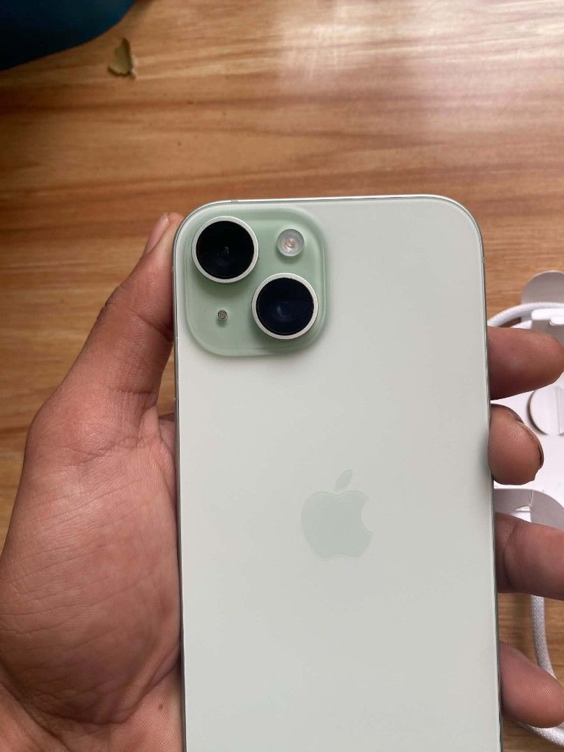 IPHONE 15 GREEN 128GB (Category: iPhone 15 Series) located in Las Pinas. Submitted by happyearth_df9502 (Listing ID 1446216172, Image 3). Description: SALE \SWAP iPhone 15 -green 128GB • Battery Health: 99%🔋 • ZP/A Variant 🇵🇭 • NTC Approved • Factory Unlocked (Openline) •CC 139 • All working • No issues Inclusions: • Case • Charging Cord.