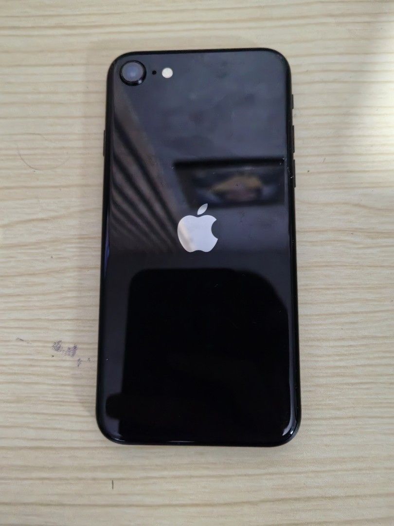 iPhone SE (2nd Gen) (Category: iPhone SE Series) located in Lucena. Submitted by ipreferjayyy (Listing ID 1446297384, Image 3). Description: FOR SALE: iPhone SE (2nd Generation) – 64GB ‼️Price is negotiable‼️ Condition: • Slight paint chip on the bottom (see photos) • True Tone working • Touch ID working • Screen is smooth and responsive • LCD has been replaced but is functioning properly with no issues in daily use • All features are working as 
